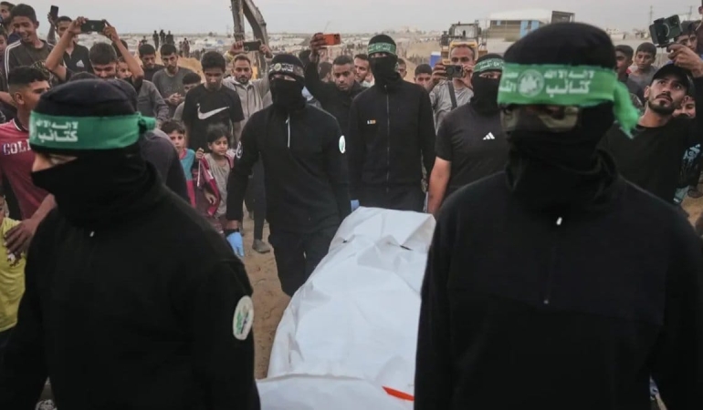 Kassam Tugayları, 2 İsrailli esirin cesedini teslim etti