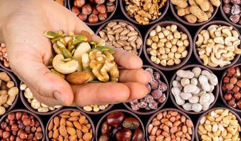 Ceviz kalp sağlığını koruyor ve güçlendiriyor